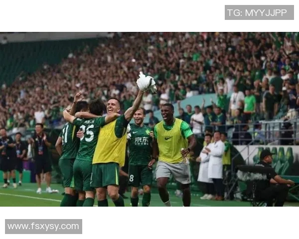 最新足球明星出战名单揭晓球迷期待精彩赛事盛况 最新足球明星出战名单揭晓球迷期待精彩赛事盛况